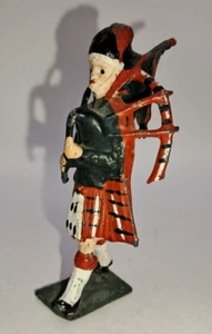Britain Soldier Regiments of All Nations Lead Scottish Highlander Bagpipes 2.5" - Picture 1 of 6