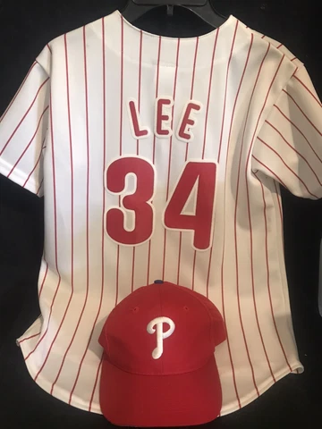 Philies Youth M Cliff Lee jersey includes Youth Hat Smoke Free  Great Condition Cover