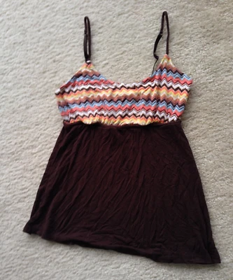 Camiseta Missoni para Target cami com tiras S USADA malha macia marrom chevron - Imagem 1 de 4