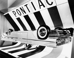 Pontiac 1959 Exhibit  Car Motorama  Detroit 8 x 10 photograph - Picture 1 of 1
