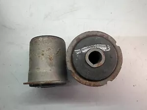 Suspension Control Arm Bushing Upper ACDelco Professional/Gold 45G11024 88912771 - Picture 1 of 3