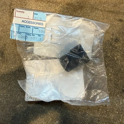 Fan Switch Plug 1274052 for Volvo 240 242 244 245 740 940 — 第 1/2 张图片