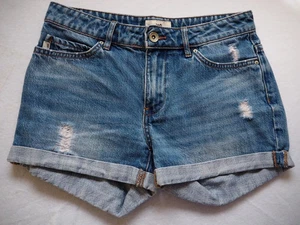 Jag Ladies Blue Distressed Denim Shorts Five Pocket Turn up Leg Cuff Size 6 - Picture 1 of 9