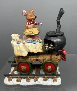 Danbury Mint Disney Winnie The Pooh Christmas Train Replacement Roo Piece Car - Picture 1 of 8