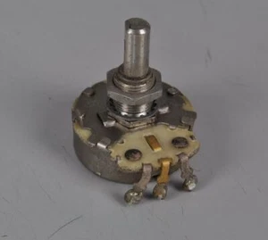 LOCAL AF GAIN CONTROL for R-390A RECEIVER - Picture 1 of 2