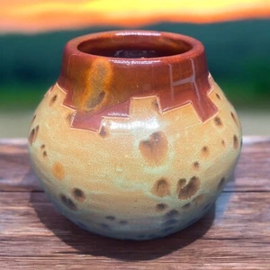 ESTA BAIN Ceramic Clay Pot Vase Native American Pueblo Signed Small Orange Red - Picture 1 of 15