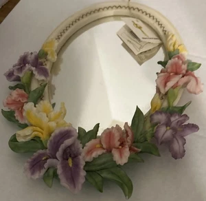 Vintage Montefiori  Oval Wall Mirror With Flowers. - Picture 1 of 1