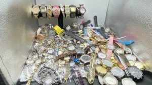 120x Estate Watches Mixed Untested-Batteries.Spares or Repair Bundle- Sale AS IS - Picture 1 of 22