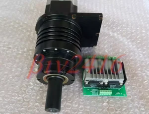Ingranaggi di riduzione armonici HD HFUC-20-100 con PK566NAWE+CSD5814N-T USATI testati OK - Foto 1 di 4