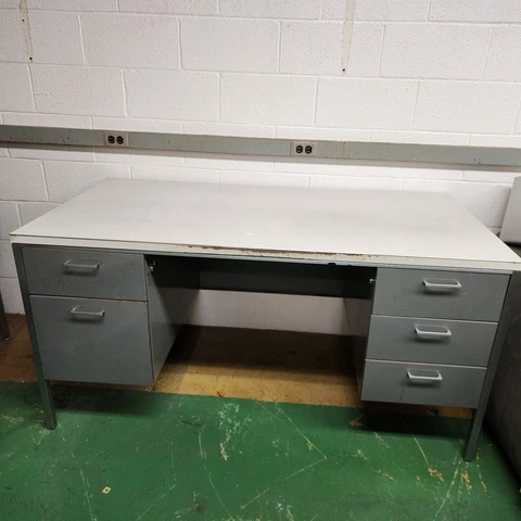 Desk 5' METAL INDUSTRIAL General Fireproofing Co Desk Cover