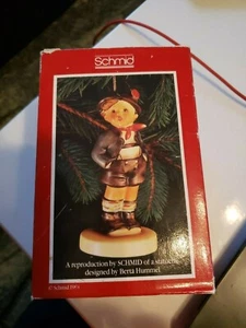 Vintage 1985 Schmid & Berta Hummel Ornament or Figurine "Alpine Boy" with BOX - Picture 1 of 2