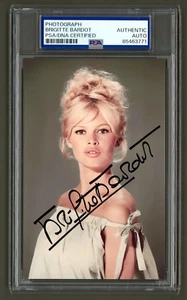 Brigitte Bardot Signed Photo (PSA) French Actress Singer Model Auto - Picture 1 of 2