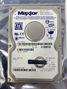 7L250S0 Maxtor MaxLine III 3.5" FH Internal Hard Drive 250GB 7200rpm SATA150 - Picture 1 of 6