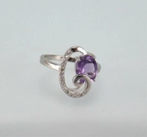 3 Ct Amethyst Sterling Silver Ring | Size 7 | Source: Uruguay | 15.9 cttw 9x7mm - Picture 1 of 2