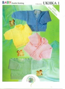 Cárdigans y suéter para bebé UKHKA 1 patrón de tejido en DK 12-22" fácil de tejer - Imagen 1 de 3