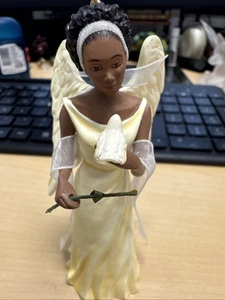 HALLMARK 2006 ALL IS CALM ANGEL ORNAMENT  - Picture 1 of 4
