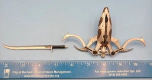 MOTU NECA 200x GRIZZLOR Staction Figure CROSSBOW and SWORD - Picture 1 of 7