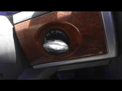 Interruptor de encendido usado se adapta a: Chrysler Town & Country 2009 sin arranque remoto con alimentación Foto 1 de 4