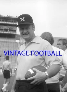 1977 OR 1978 Bo Schembechler 8 X 10 Michigan Wolverines Football Photo - Picture 1 of 1
