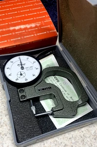 Machinist Tool: Mitutoyo Dial Pipe Gage (NOS) 7361 .001 grad - Picture 1 of 5
