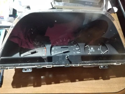 Geo Storm 1991 velocímetro calibre clúster Foto 1 de 4