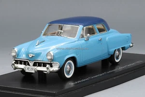 NEO 47200 Studebaker Champion Custom 2-door Sedan, 1952 /light blue - dark blue/ - Imagen 1 de 3