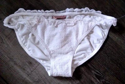 $75. Nuevo Juicy Couture Blanco Grande Bikini Traje de Baño Parte Inferior Ojales Encaje Foto 1 de 4