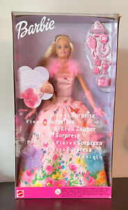 Barbie "Fiori e Sorprese" Mattel 56779 anno 2002