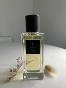 Trench Yves Saint Laurent Sensual Iris Eau De Parfum - Picture 1 of 3