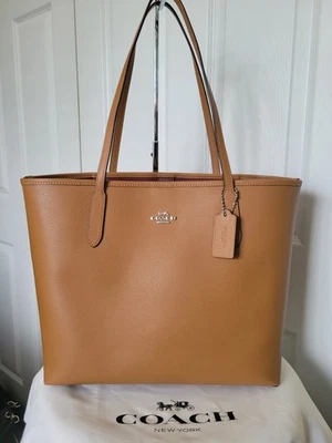 NWOT Coach Large Leather City Tote Bag Style # CR111  Light Saddle Tan Brown - Image 1 of 4