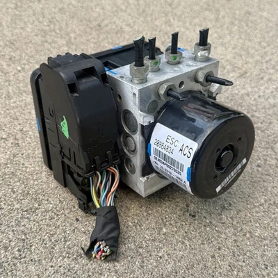 2010 Cadillac SRX ABS Anti-Lock Brake Pump Module Assembly OEM *20864834* — 第 1/4 张图片
