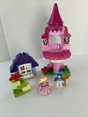 Lego Duplo 10542 Sleeping Beauty’s Fairy Tale Incomplete Set - Image 1 of 4