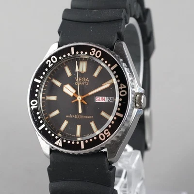 Reloj Citizen VEGA 1993 Hombre Buceo 40mm Vintage 1408-394551 Batería Nueva Banda Foto 1 de 4