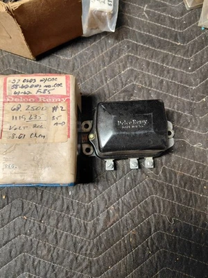 58-61 Chevy 57-62 Olds 1119635 Delco Remy NOS GM Voltage Regulator 35 Amp #2 - Image 1 of 3