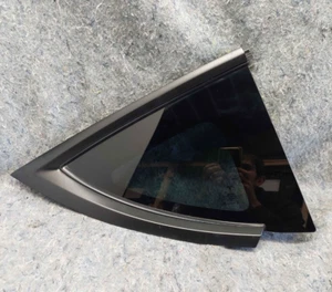 2021 2022 2023 TESLA MODEL Y QUARTER GLASS RIGHT SIDE REAR 1495741-00-E OEM - Picture 1 of 8