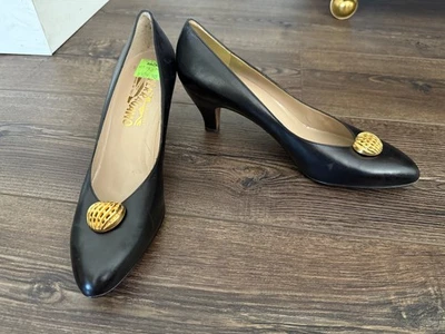 Zapatos de salón Ferragamo de cuero negros para mujer talla 10 AA nuevos Foto 1 de 4