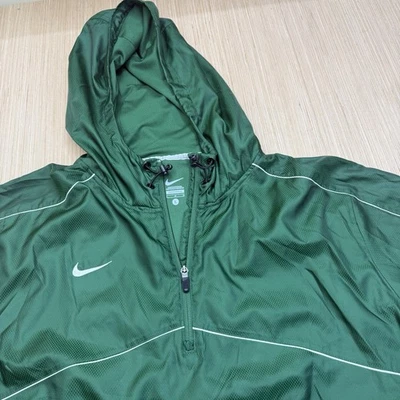 Jaqueta Nike 1/4 com zíper masculina grande verde com capuz leve corta-vento chuva - Imagem 1 de 4
