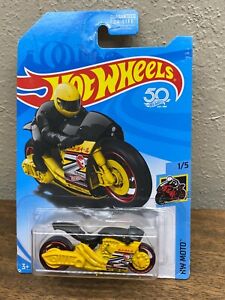 Vintage  HOT WHEELS Street Stealth HW Moto ~2017 ~ Malaysia ~ New Old Stock