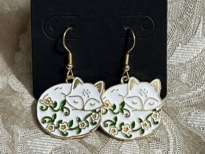 Pendientes colgantes informales bohemios de moda vintage de zorro blanco floral dorado Foto 1 de 2