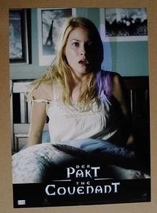 T442 Aushangfoto Laura Ramsey - The Covenant - Picture 1 of 1