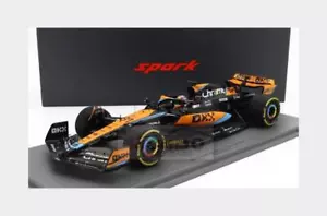 1:18 SPARK Mclaren F1 Mcl60 #81 Australian Gp 2023 Piastri With Showcase 18S889 - Picture 1 of 2