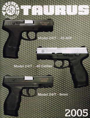 Folleto de pistola publicitaria vintage Taurus 2005 lista de precios  Foto 1 de 2