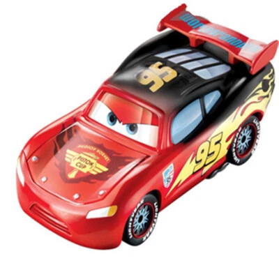 Hot cruisin Lightning Mcqueen Color Changing Christmas Pixar Cars Color Changers - Image 1 of 4