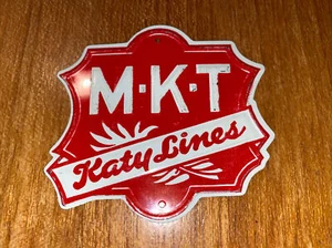MKT RAILWAYS KATY LINES R.R. 1954-55 POST CEREAL 3” RAILROAD SIGN MO KS TX RR - Picture 1 of 3