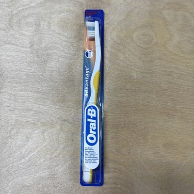 2002 Vintage Oral-B Advantage 牙刷 黄色  — 第 1/4 张图片