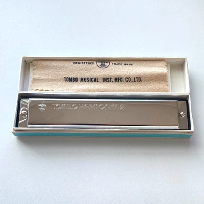 Used Cleaned TOMBO No.3121 C# Key BAND 21 Holes Tremolo Harmonica From Japan - Image 1 of 4