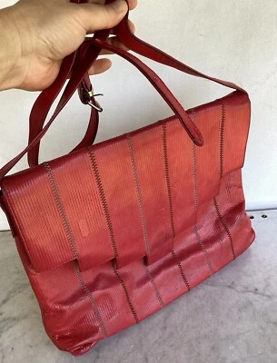 Bolso de hombro vintage de cuero rojo FENDI Italia raro Foto 1 de 4