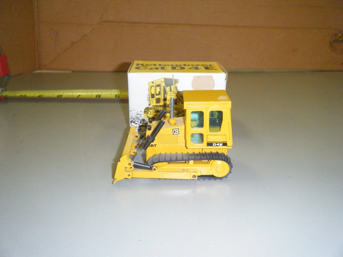 CAT Dozer Vintage Manufacture Diecast Construction Equipment for