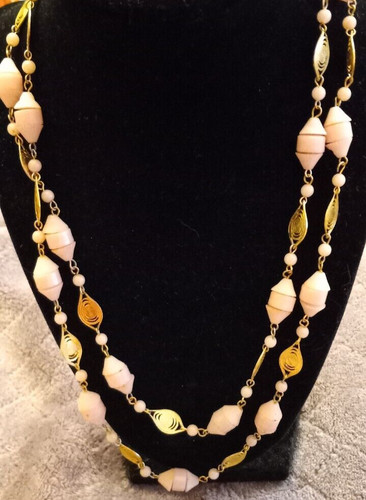 VETEMENTS Collana 44" 2 file di perline rosa con vortice tono oro