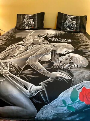 Funda nórdica Skull Queen y 2 fundas de almohada paseo o troquel reversible día de San Valentín Foto 1 de 3